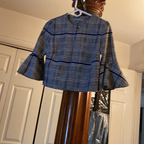 Black and white coverlet jacket bell sleeves - Picture 4 of 8